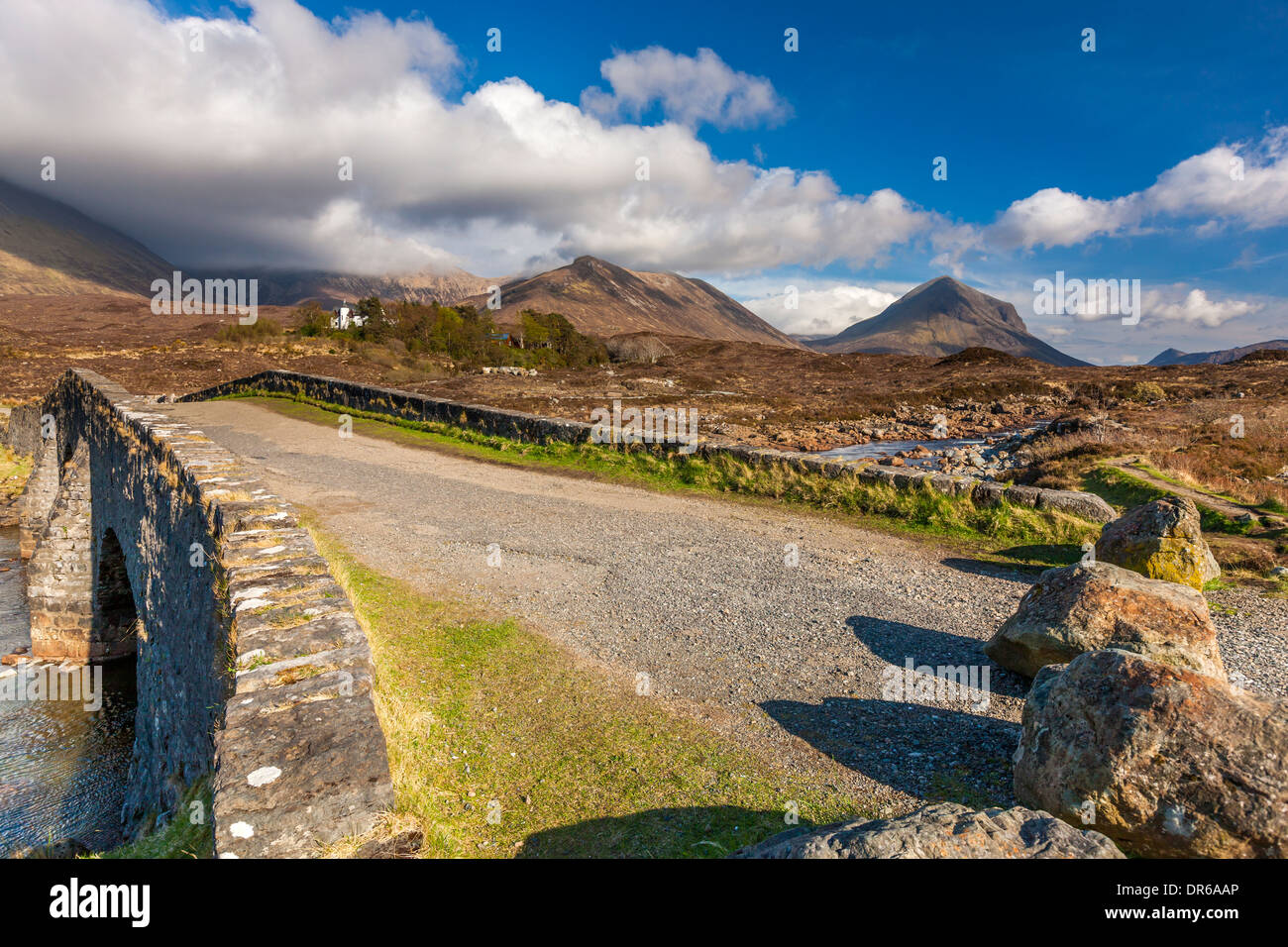 Old Bridge over the River Sligachan in front of the Cuilin Hills, Isle of Skye, Inner Hebrides, Scotland, UK, Europe. Stock Photo