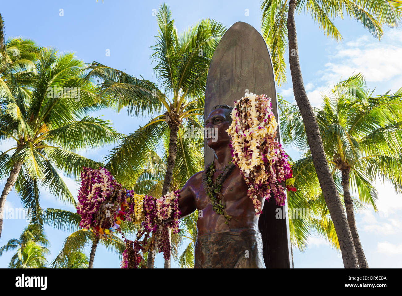 Statue of legendary Hawaiian surfer Duke Kahanamoku in Waikiki, Oahu