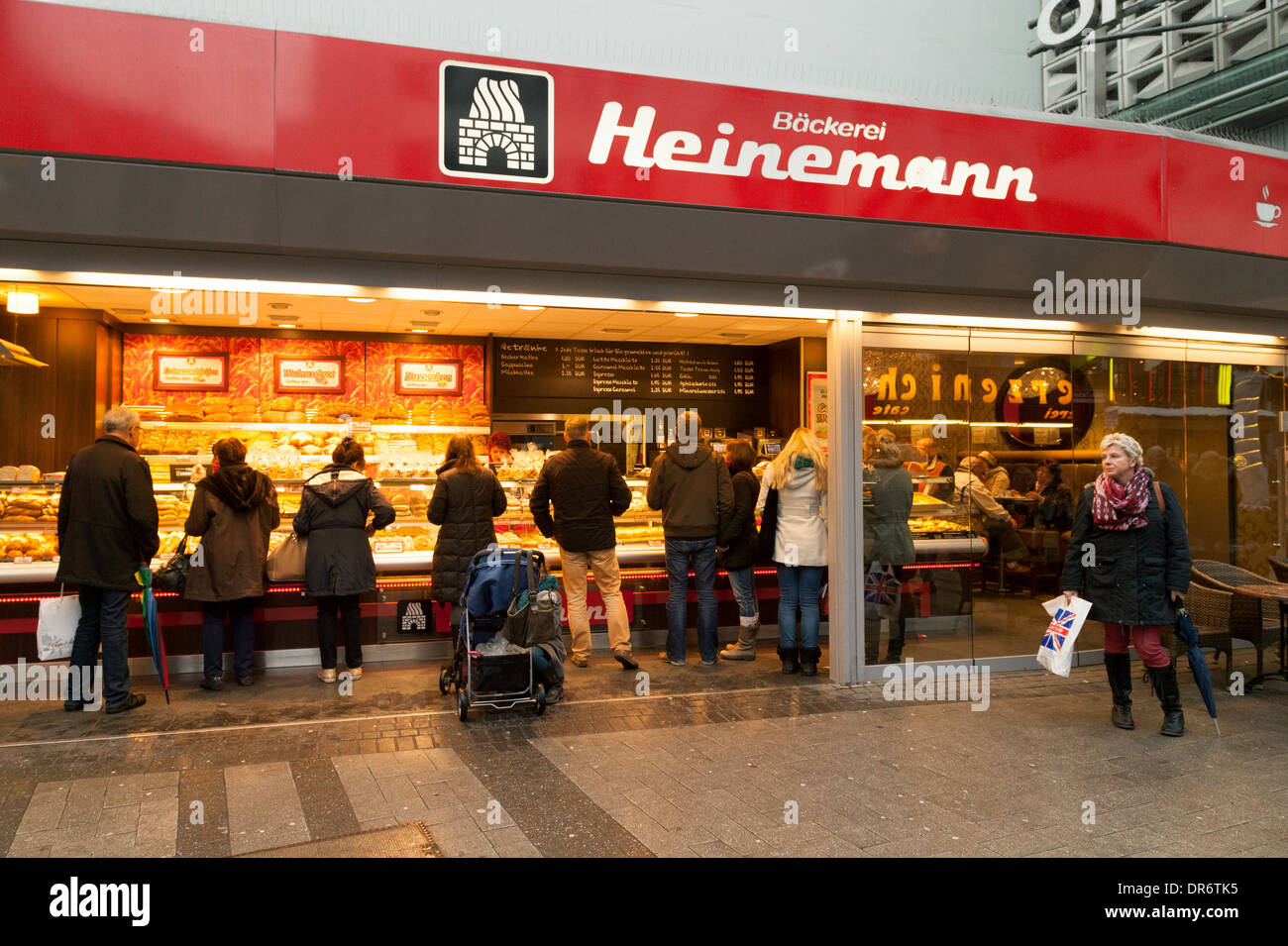 Queue at a Heinemann bakery, Cologne ( Koln ), Germany Europe Stock Photo