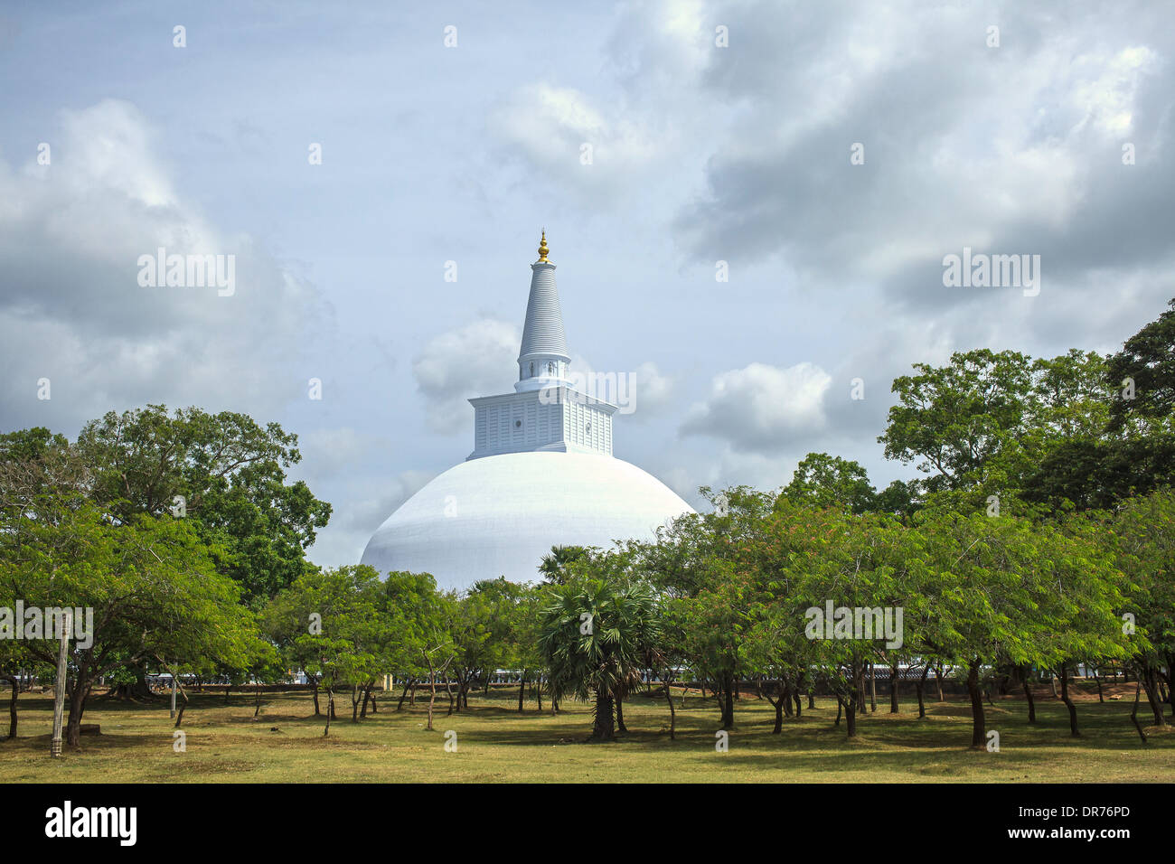 Ruwanwelisaya Chedi in the sacred city of Anuradhapura, Sri Lanka, also known as Mahathupa and Rathnamali Dagaba. Stock Photo