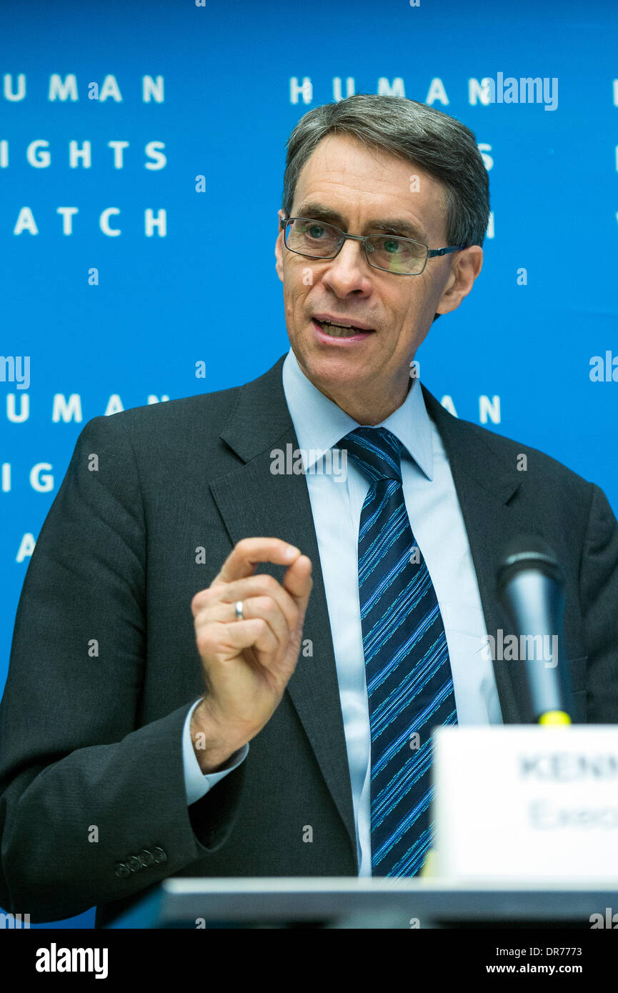 Berlin, Germany. January 21st 2014. Dr. Kenneth Roth from the Humans Rights Watch criticizes  Presiente Barack H.  Obama for violate the privacy with NSA, and President Bashar Hafez al-Asad about the quimical attempt in Siria. Goncalo Silva/Alamy Live News. Stock Photo