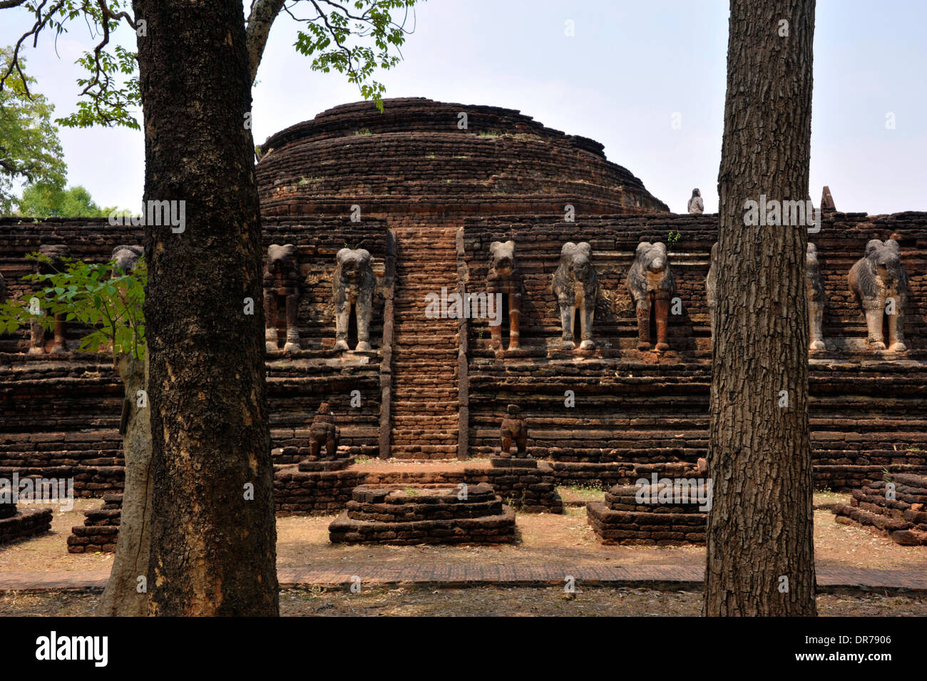 Ruins of an ancient Thailand palace at Kamphaeng Phet. Stock Photo