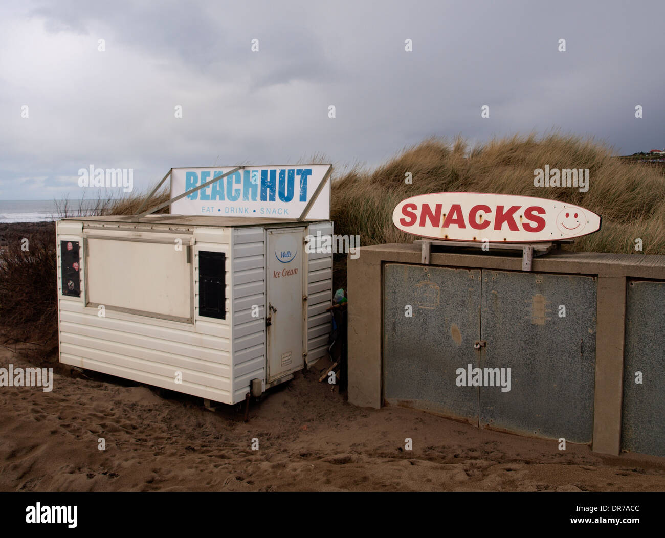 Beach kiosks closed for winter, Widemouth Bay, Bude, Cornwall, UK Stock Photo