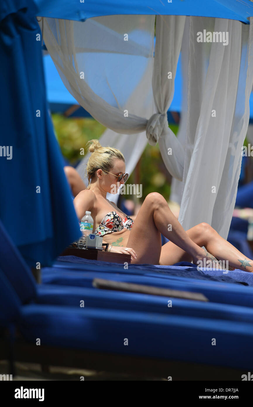 Fearne Cotton and her boyfriend Jesse Wood  spend time relaxing on the beach together during their holiday  Barbados - 15.06.12 Stock Photo