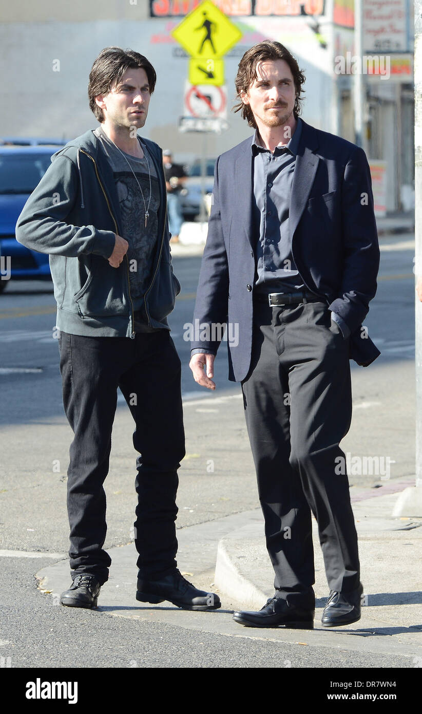 Wes Bentley and Christian Bale filming a documentary about homeless people  on Skid Road in downtown Los Angeles. Los Angeles, California, USA -  18.06.12 Stock Photo - Alamy
