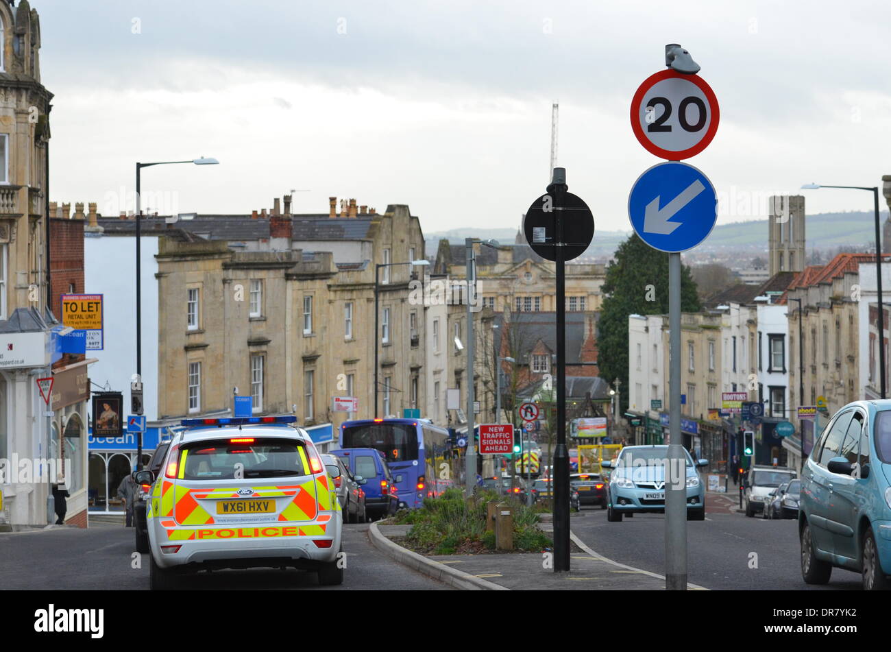 Bristol, UK. 21st January 2014. 20mph speed limits which are enforceable came into effect this morning in the City of Bristol. Credit: Robert Timoney/Alamy Live News Stock Photo