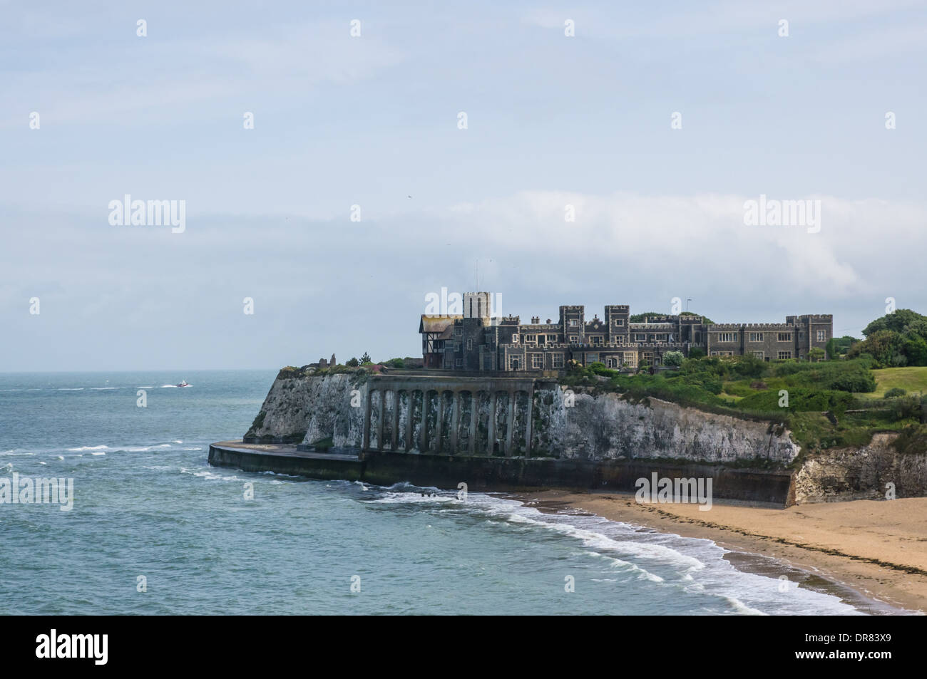 Kingsgate castle kent hires stock photography and images Alamy