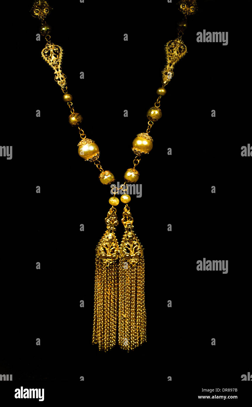 Necklace Robert Goossens for Chanel 1950 - 1960 Coco Chanel 1883 – 1971 French fashion designer Stock Photo