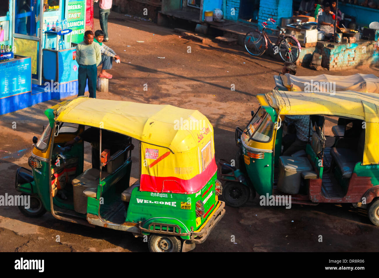 Rickshaws in Agra, India Stock Photo - Alamy