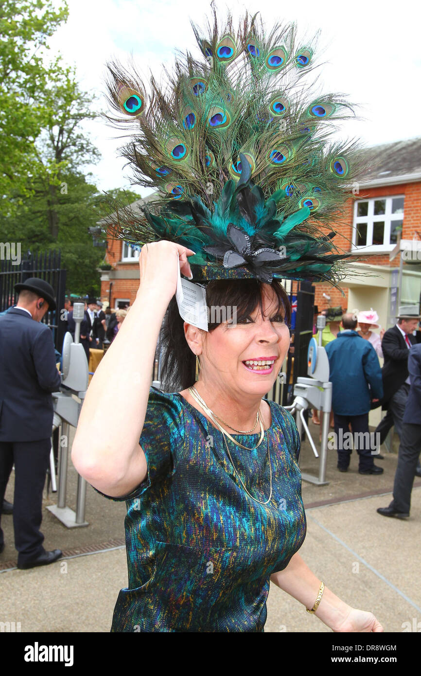 Windy weather conditions have had the ladies holding onto their hats