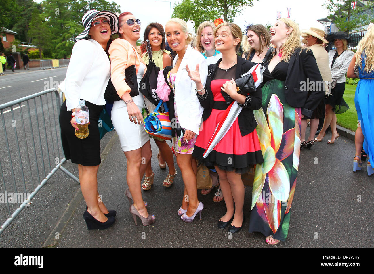 Windy weather conditions have had the ladies holding onto their hats