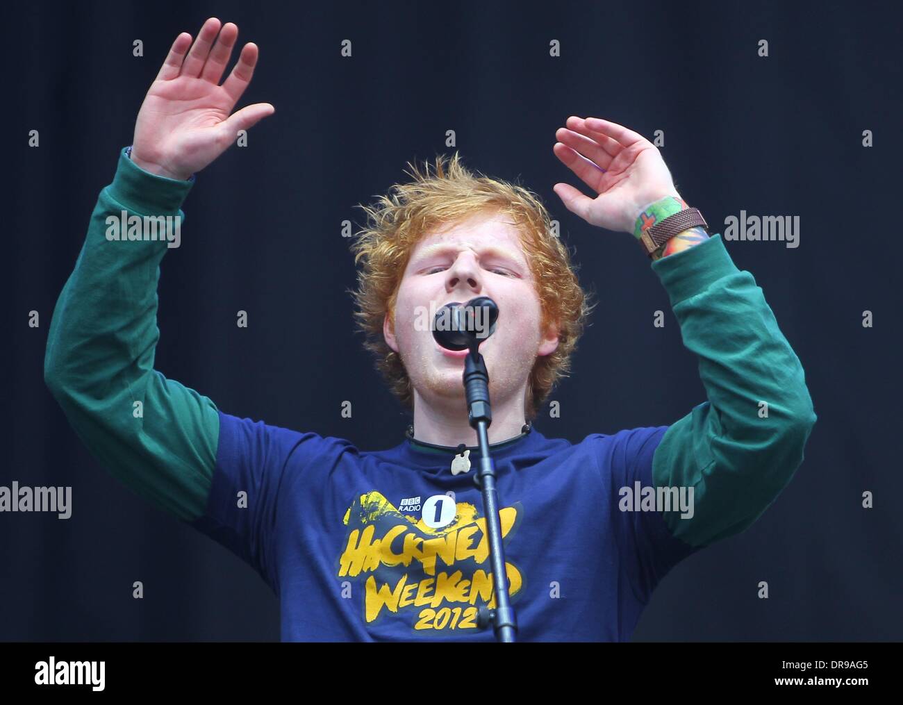 Ed Sheeran performing live on stage at BBC Radio 1's Hackney Weekend ...