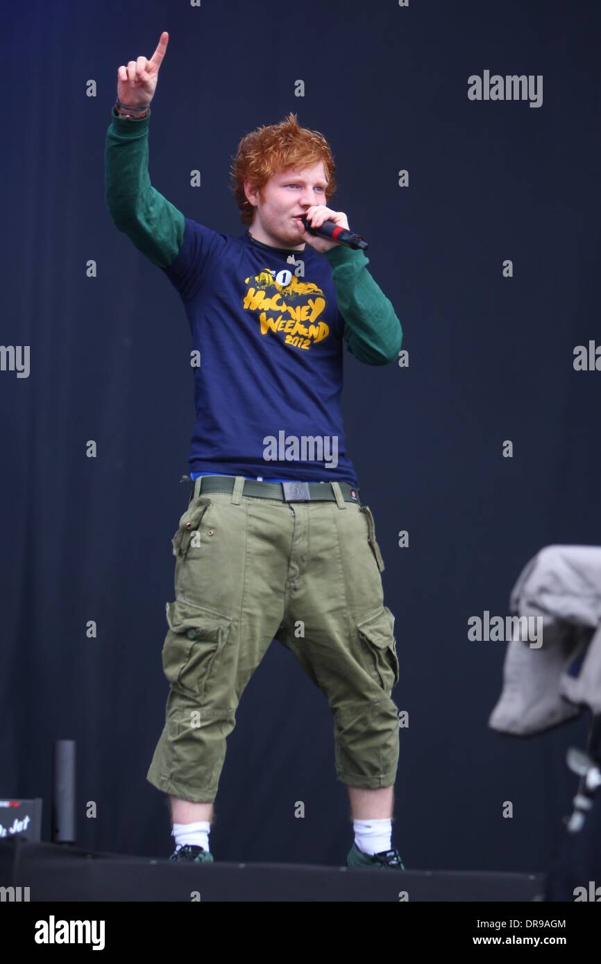 Ed Sheeran performing live on stage at BBC Radio 1's Hackney Weekend ...