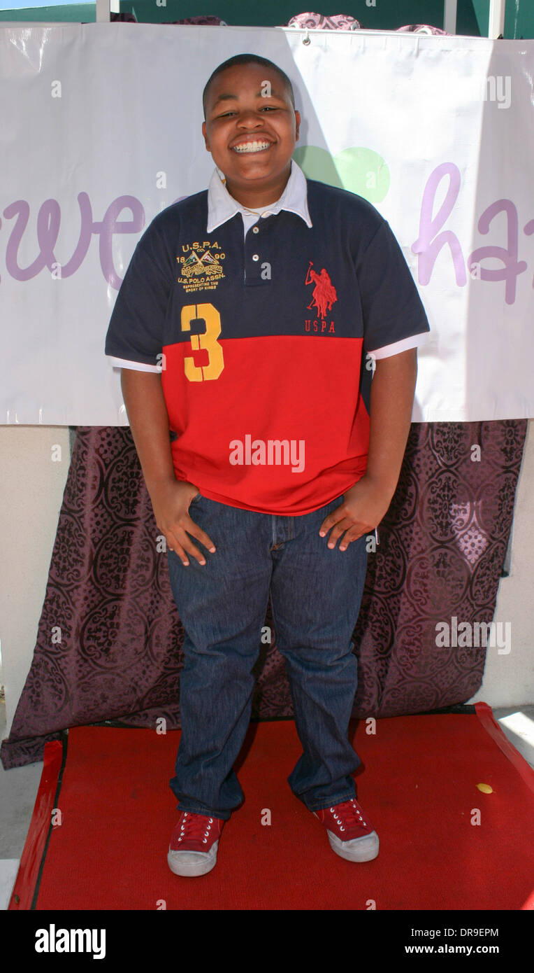 Alex christian jones hires stock photography and images Alamy