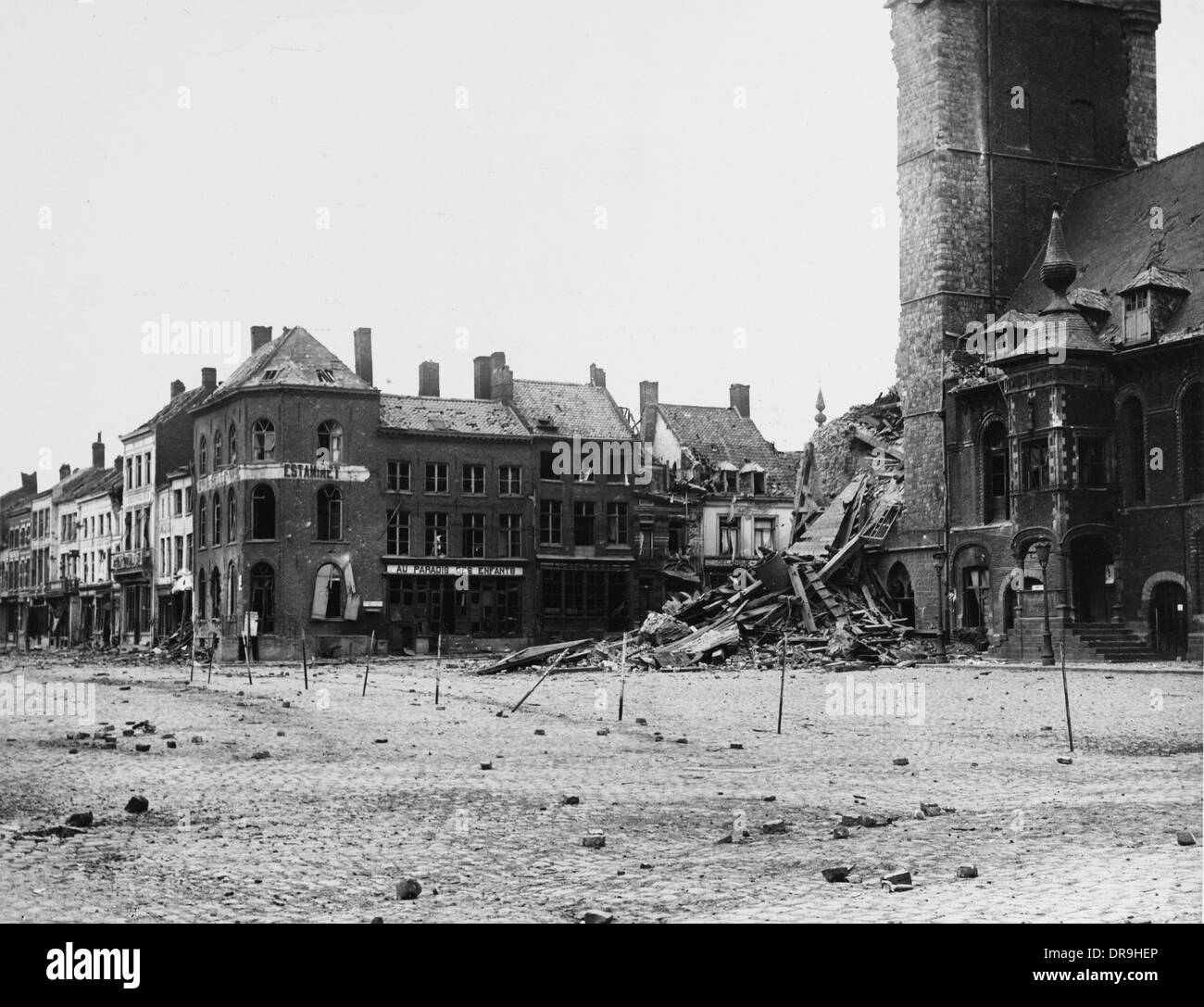 Bailleul 1918 hi-res stock photography and images - Alamy