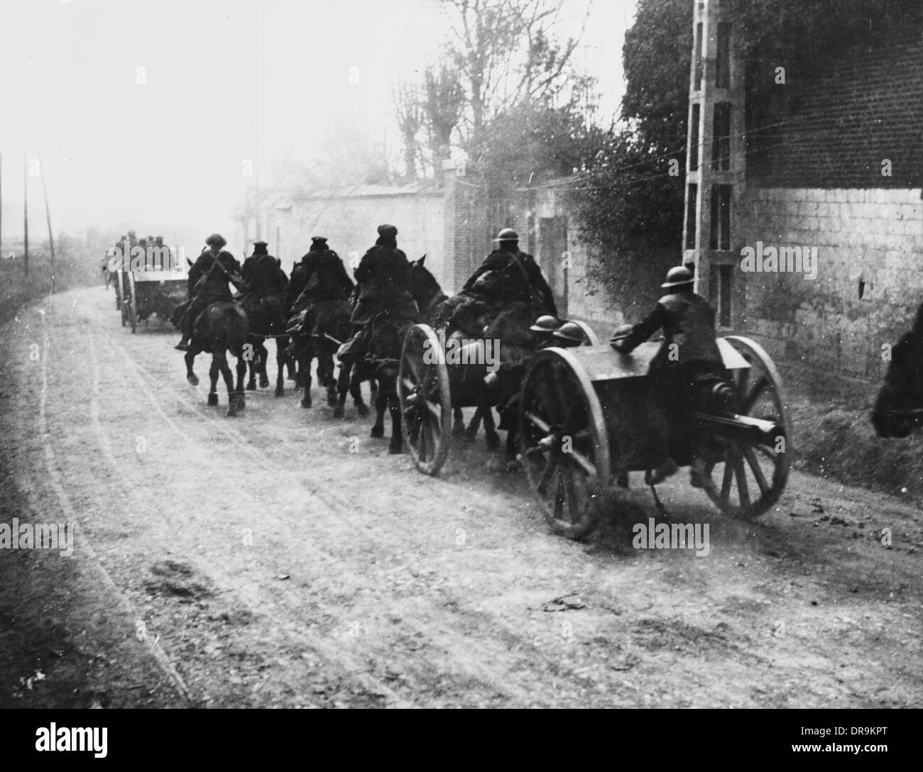 Horse artillery first world war hires stock photography and images Alamy