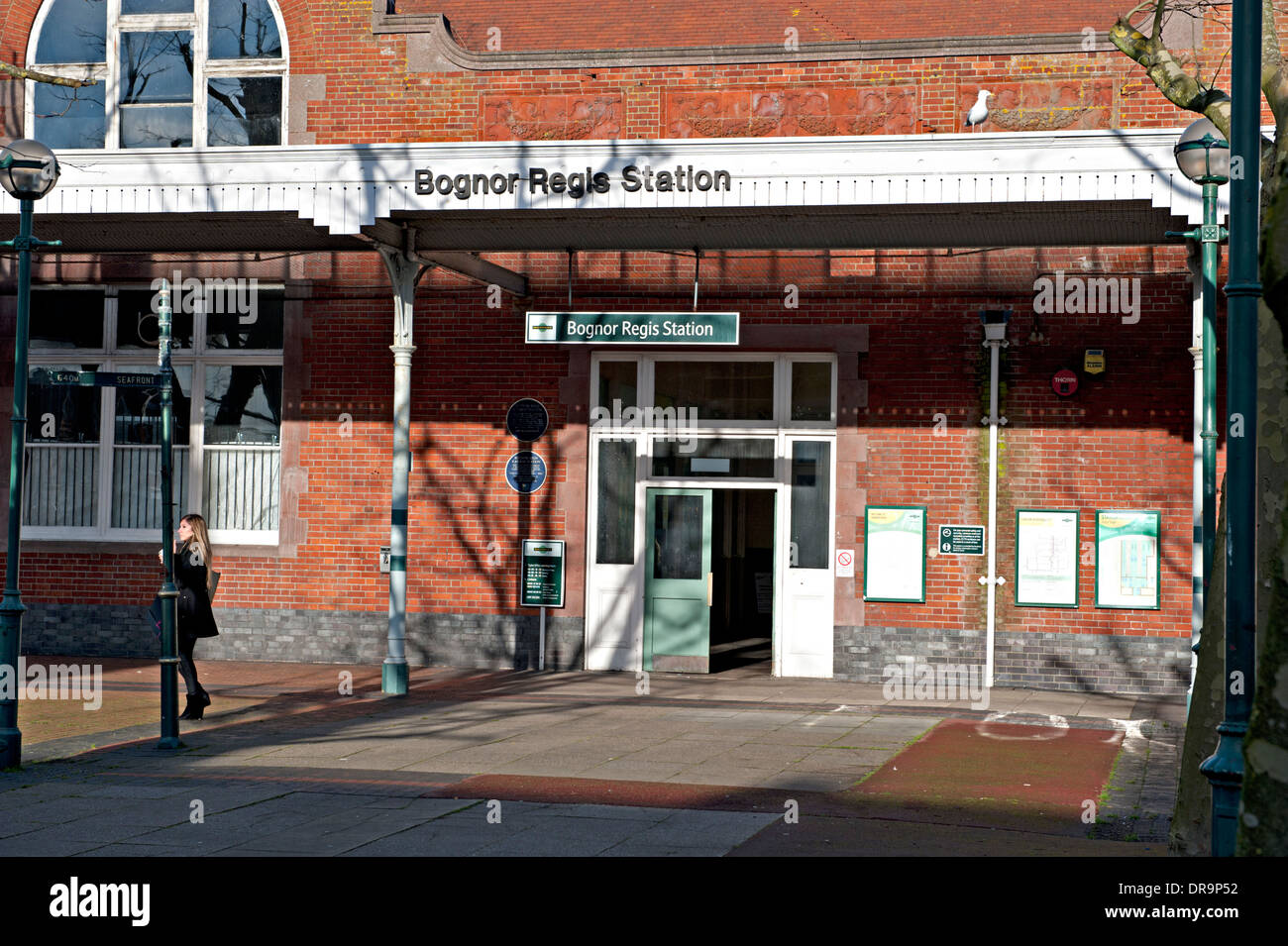 Entrance to Bognor Regis Railway Station Stock Photo Alamy
