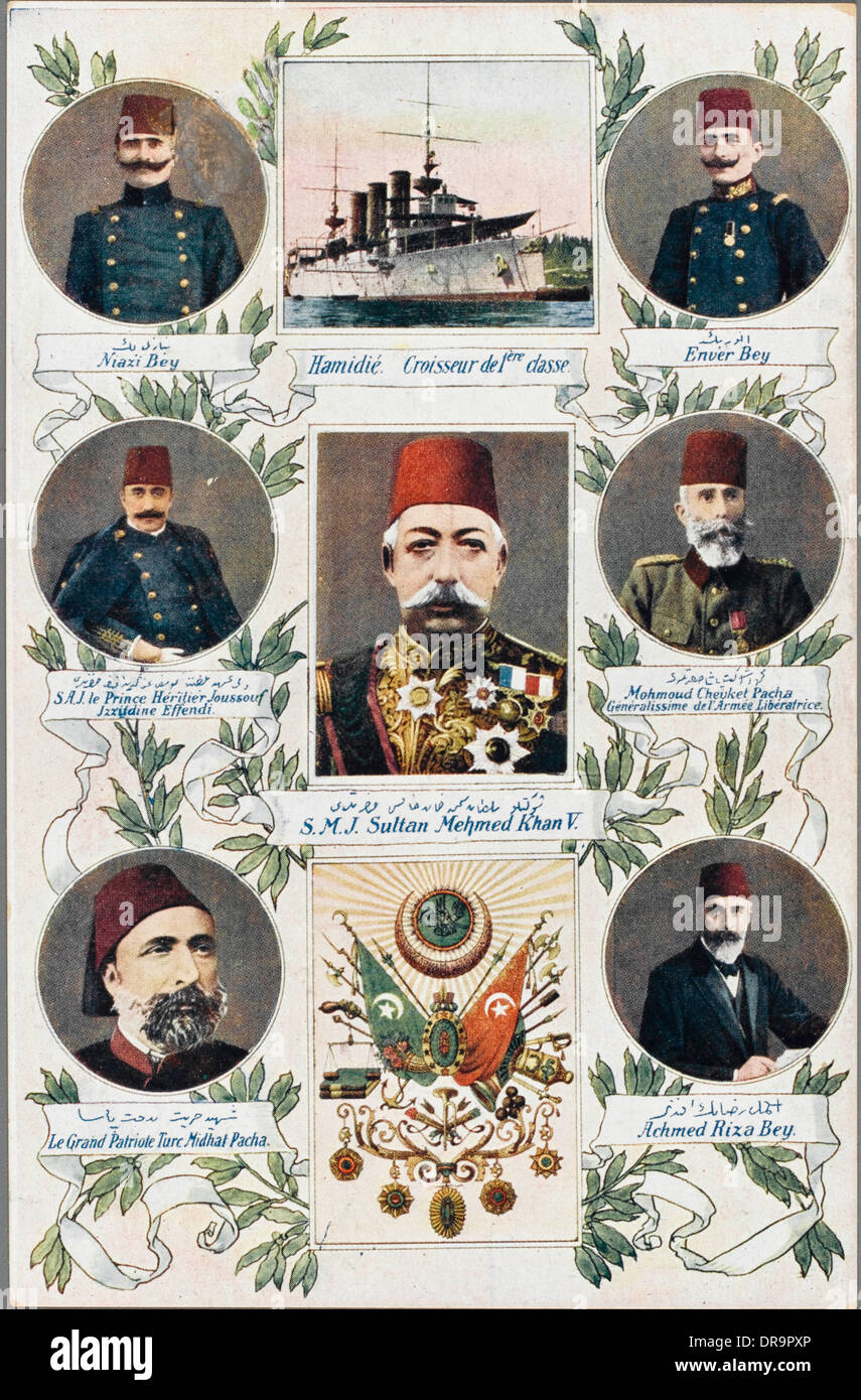 Sultan Mehmed V Reshad of Turkey with advisors/patriots Stock Photo
