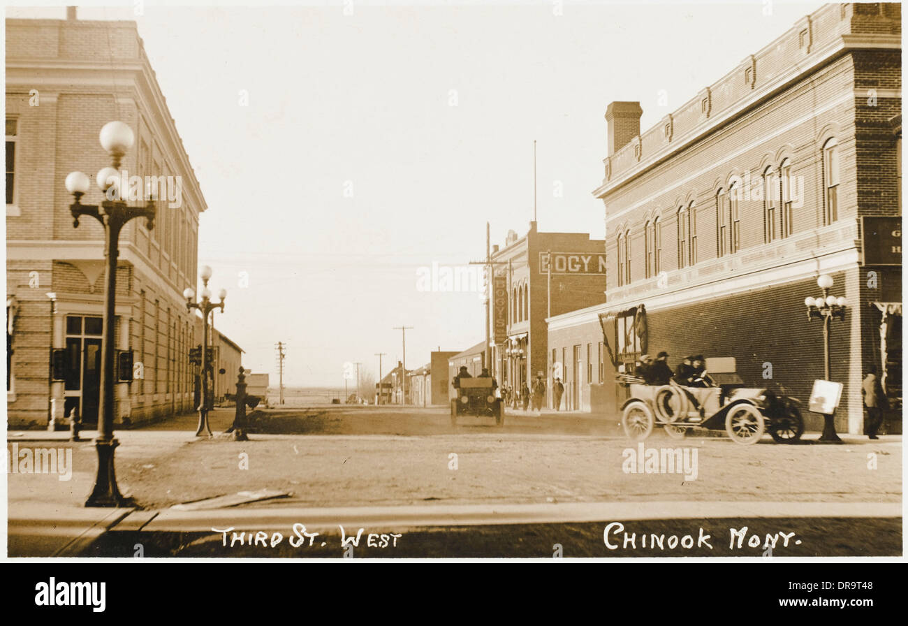 Chinook, Montana Third Street West Stock Photo Alamy