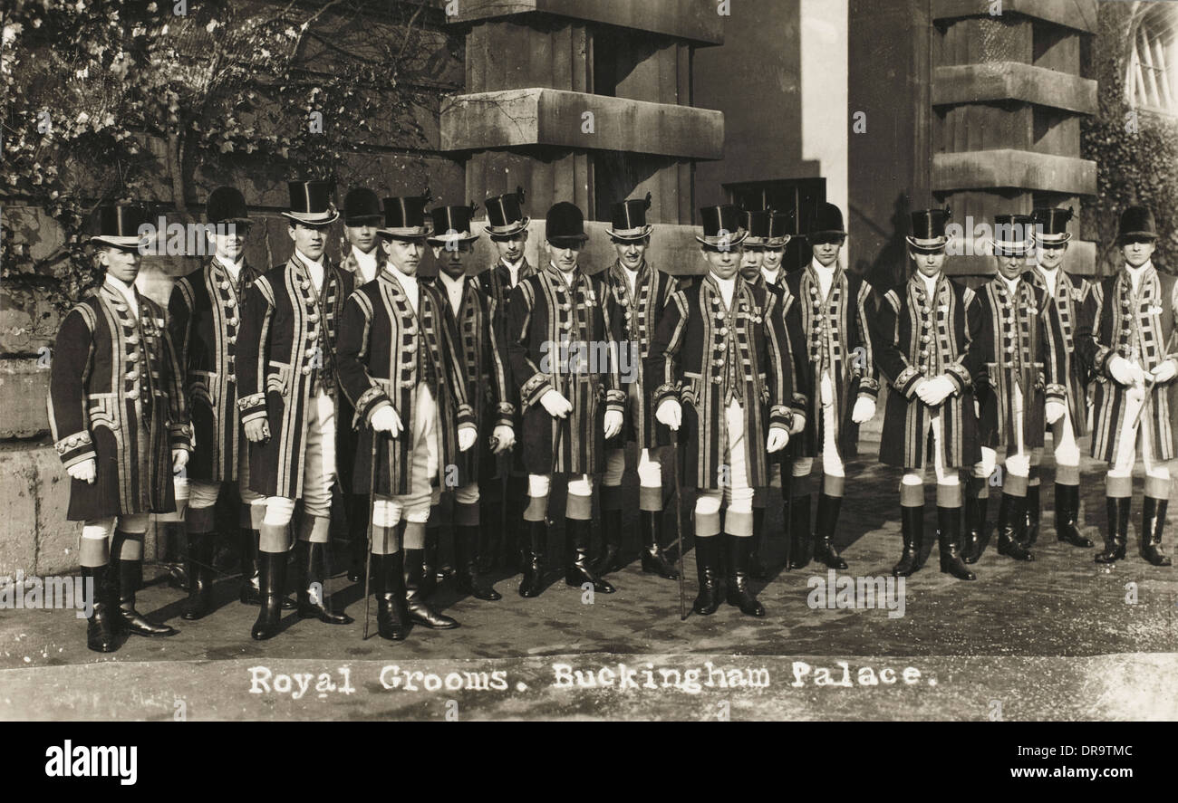 Royal Grooms Buckingham Palace Stock Photo Alamy