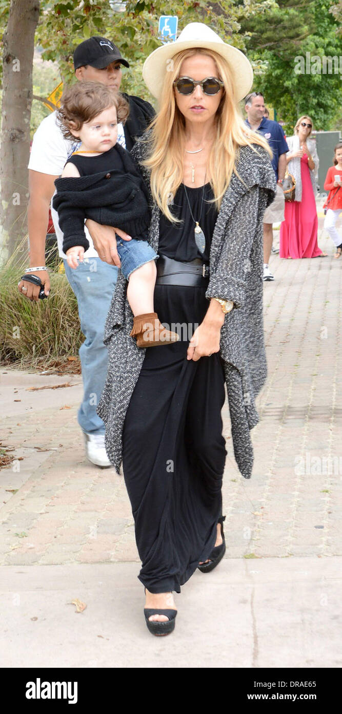 Rachel Zoe And Baby Skyler Berman Out And About In Malibu Onindependence Day Los Angeles California 04 07 12 Stock Photo Alamy