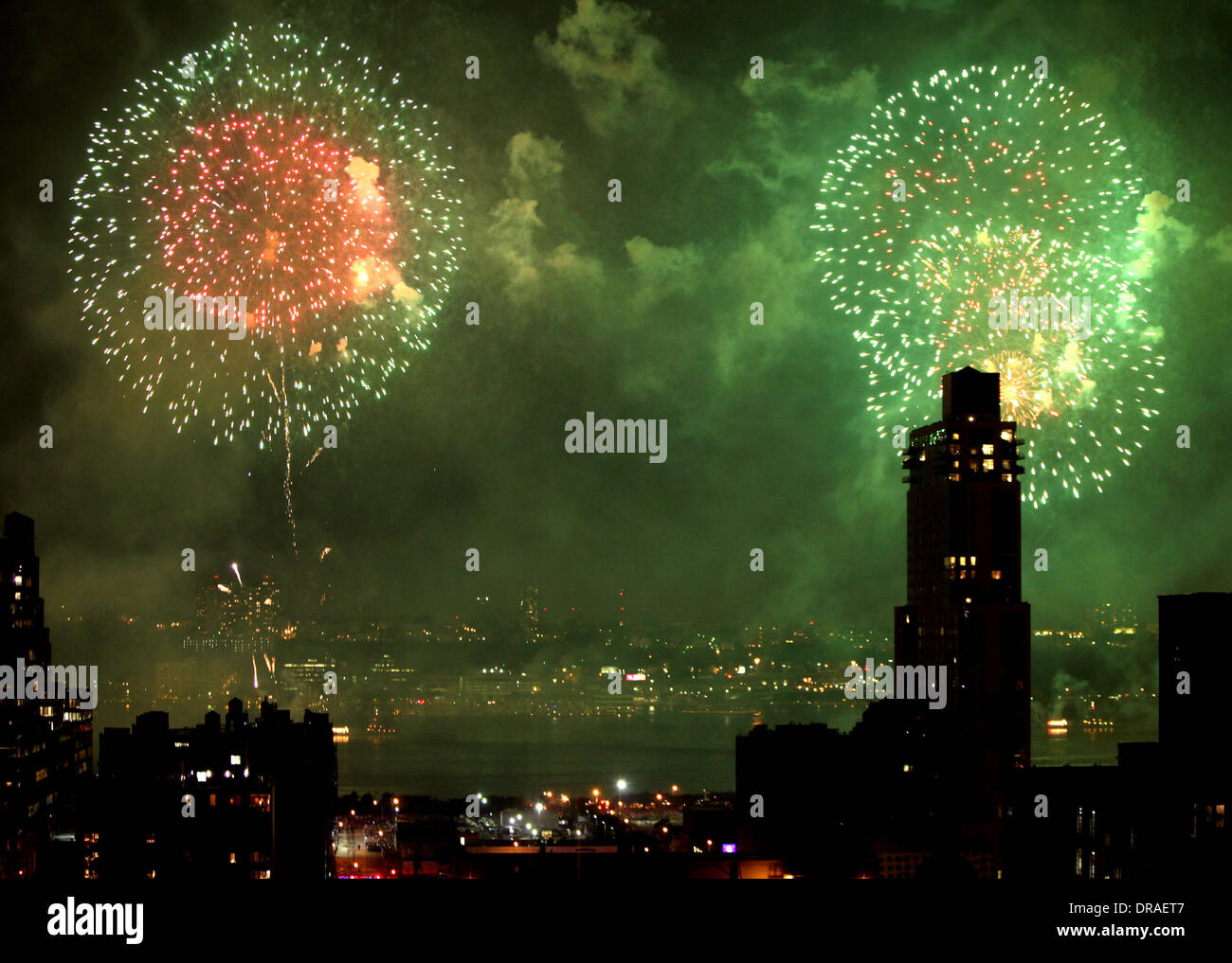 The Macy's Fourth of July Fireworks Display on the Hudson River for ...