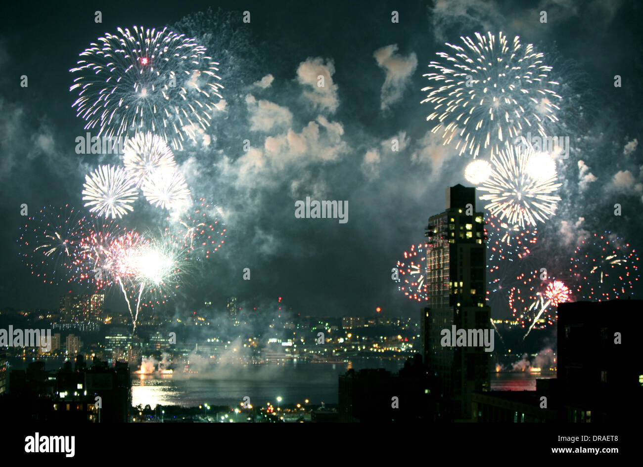 The Macy's Fourth of July Fireworks Display on the Hudson River for ...