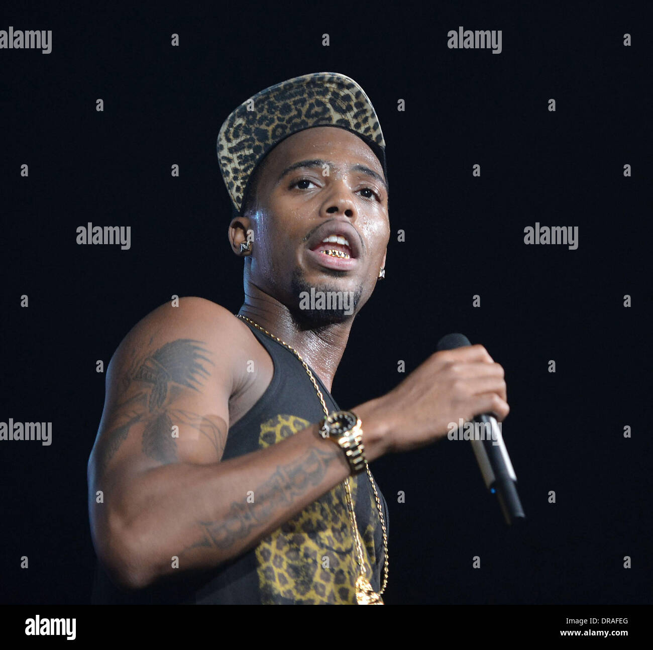 Who Is Bob R B.o.B The R You On The List Tour at Bank United Center Miami, Florida ...
