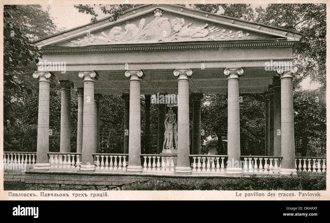 Three Graces Pavilion, Pavlovsk Palace, St Petersburg Stock Photo