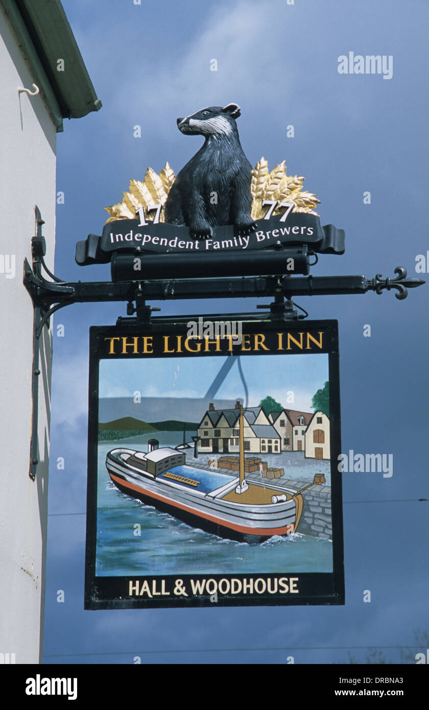 Lighter Inn pub sign, Topham, Devon, England, UK Stock Photo