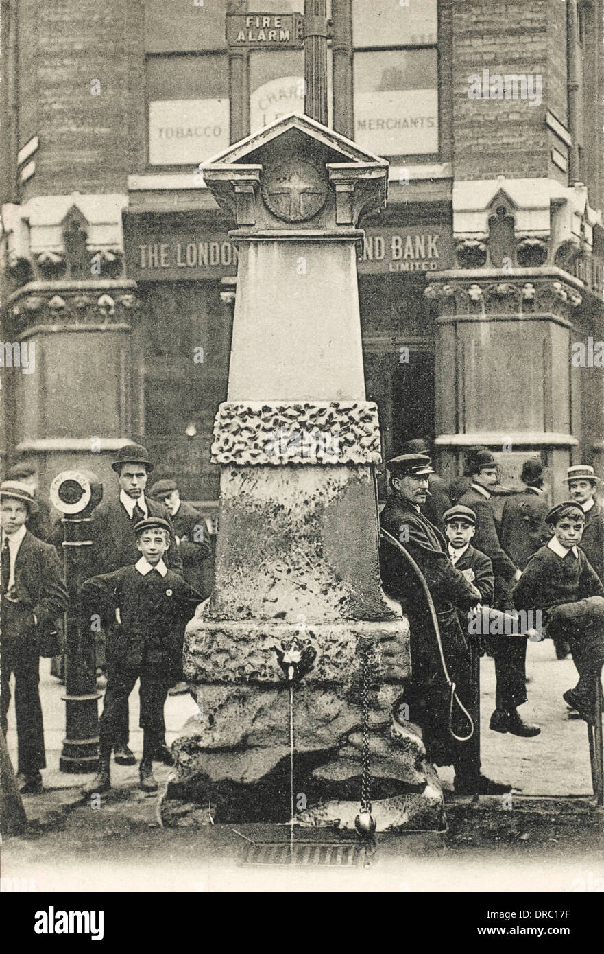 The Aldgate Pump Stock Photo 66032611 Alamy