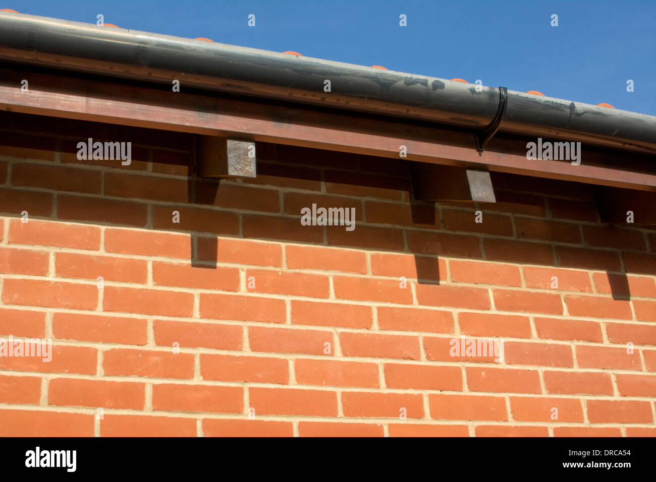 Eaves gutter hires stock photography and images Alamy