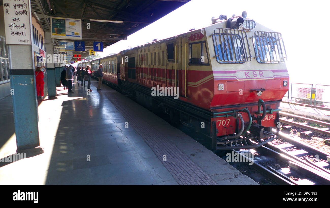 Himalayan Queen, Shimla to Kalka toy train, Shimla station, Himachal Pradesh, North India Stock Photo