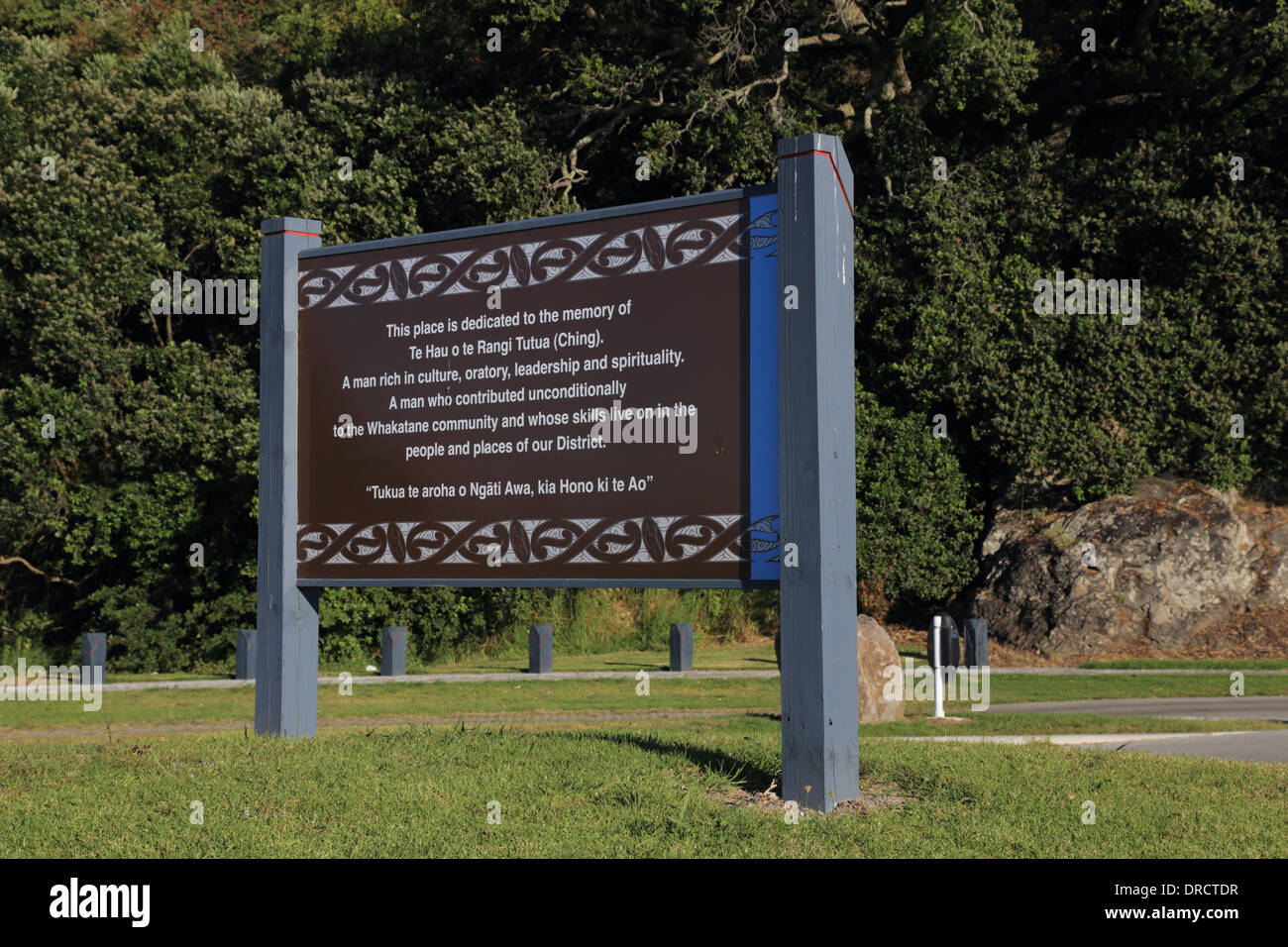 Sign dedicating area to Te Hau o te Rangi Tutua (Ching) Whakatane, Eastern Bay of Plenty, North Island, New Zealand Stock Photo