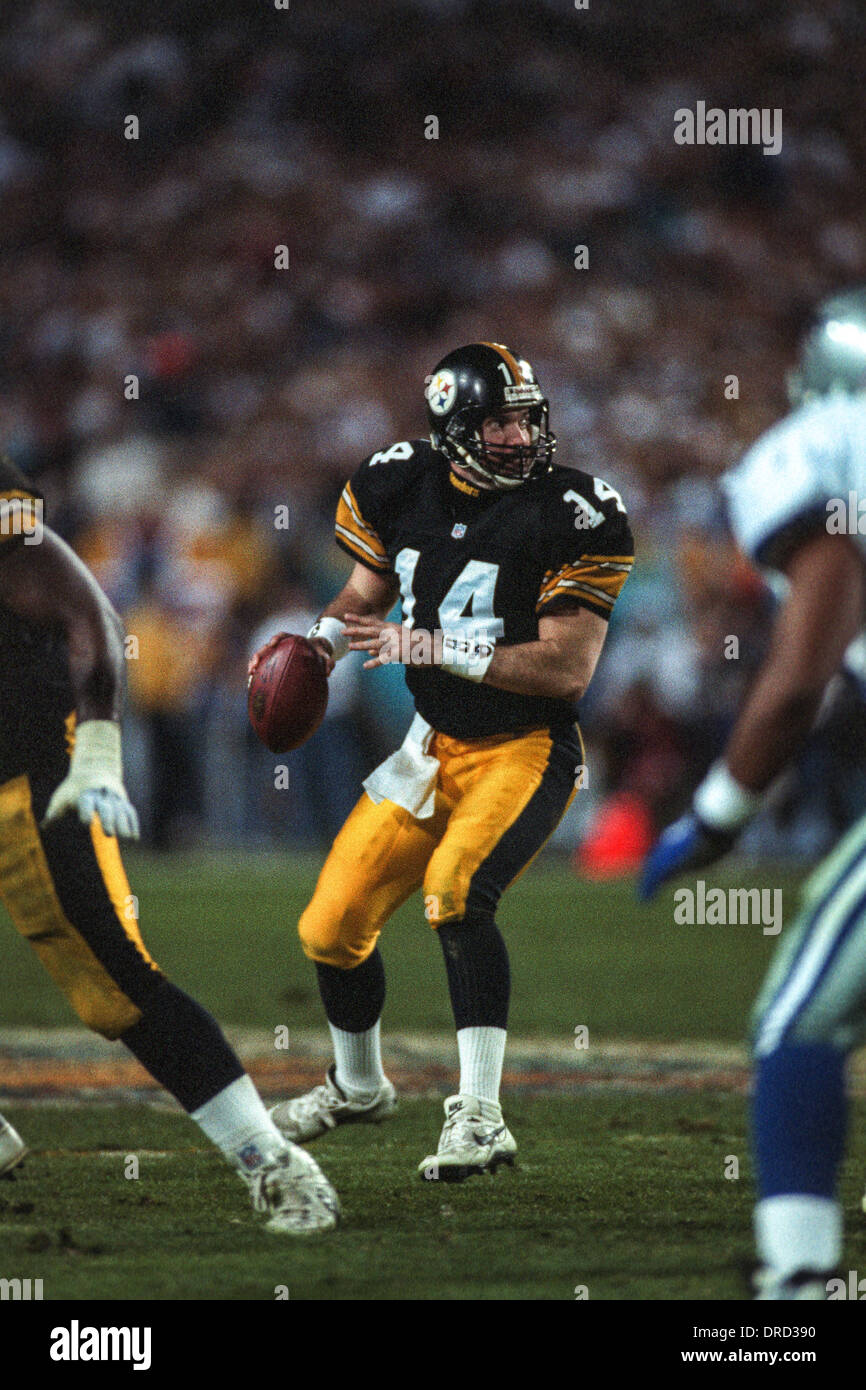 Neil O'Donnell at the1996 Super Bowl XXX, Dallas Cowboys vs.Pittsburgh  Steelers Stock Photo - Alamy