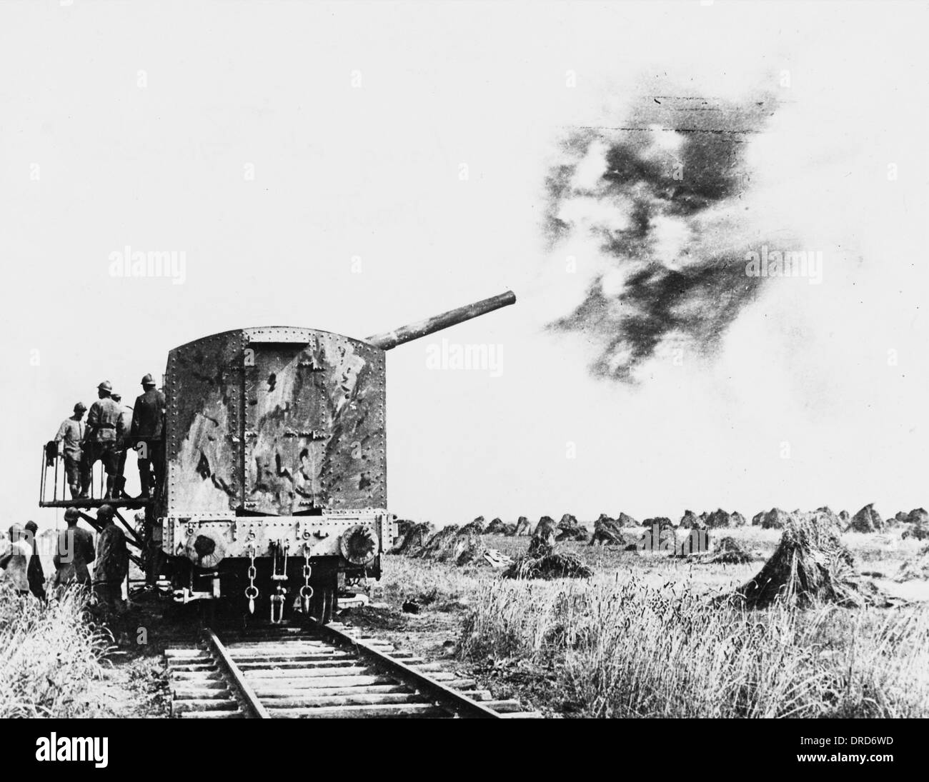 Railway guns hires stock photography and images Alamy