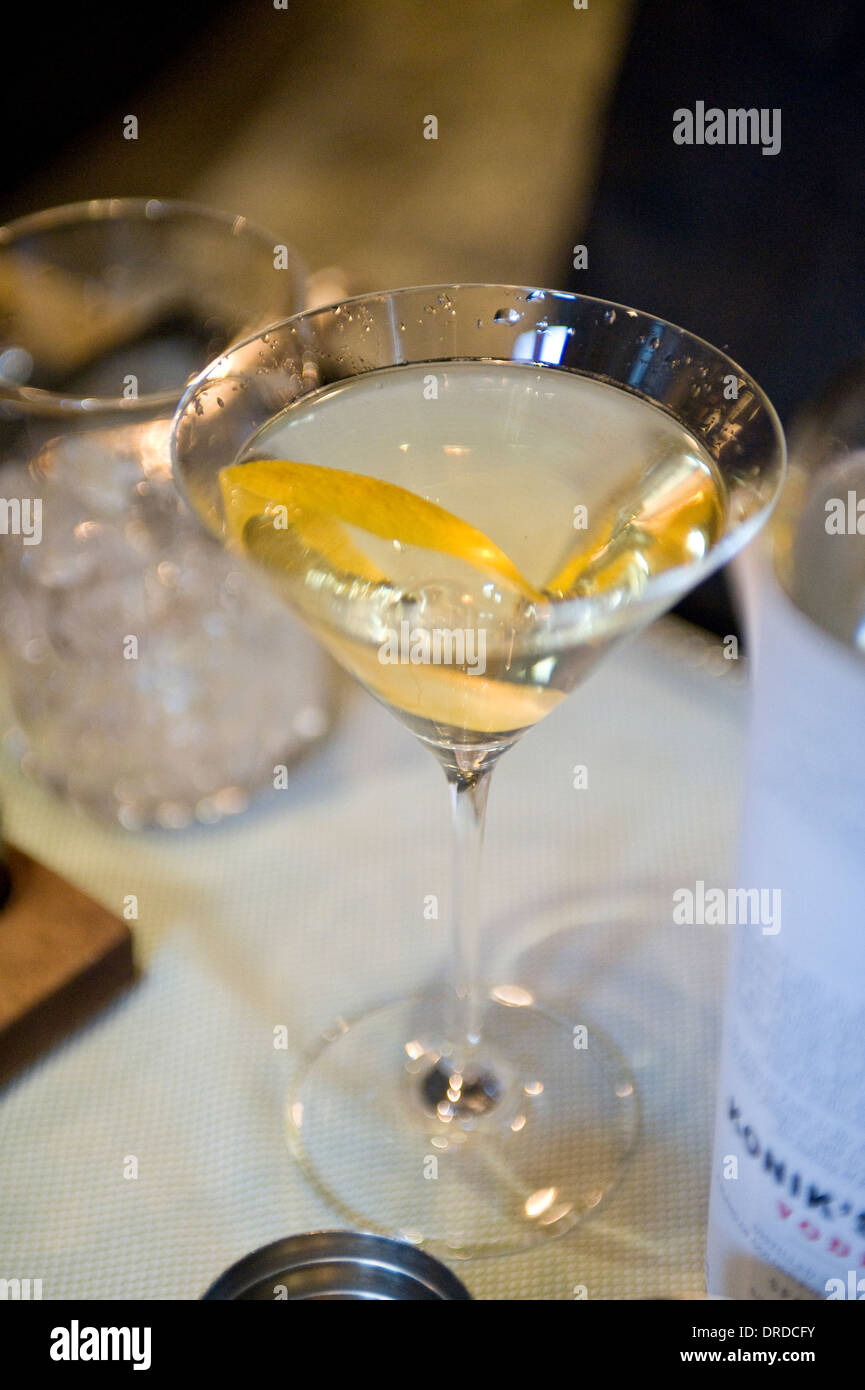A vodka martini prepared in a top London Hotel Stock Photo Alamy