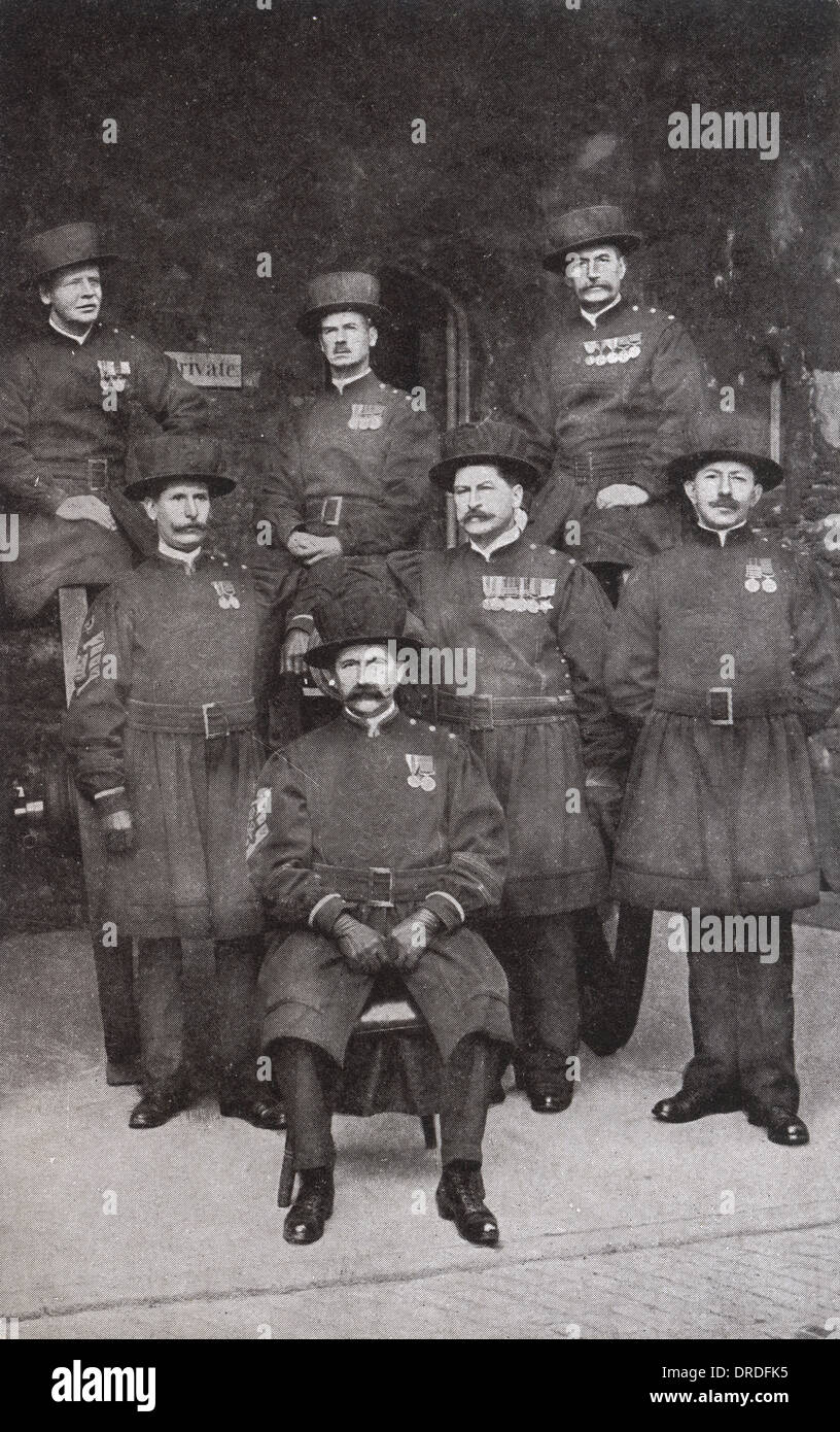 Yeoman Warders of the Tower - London Stock Photo - Alamy
