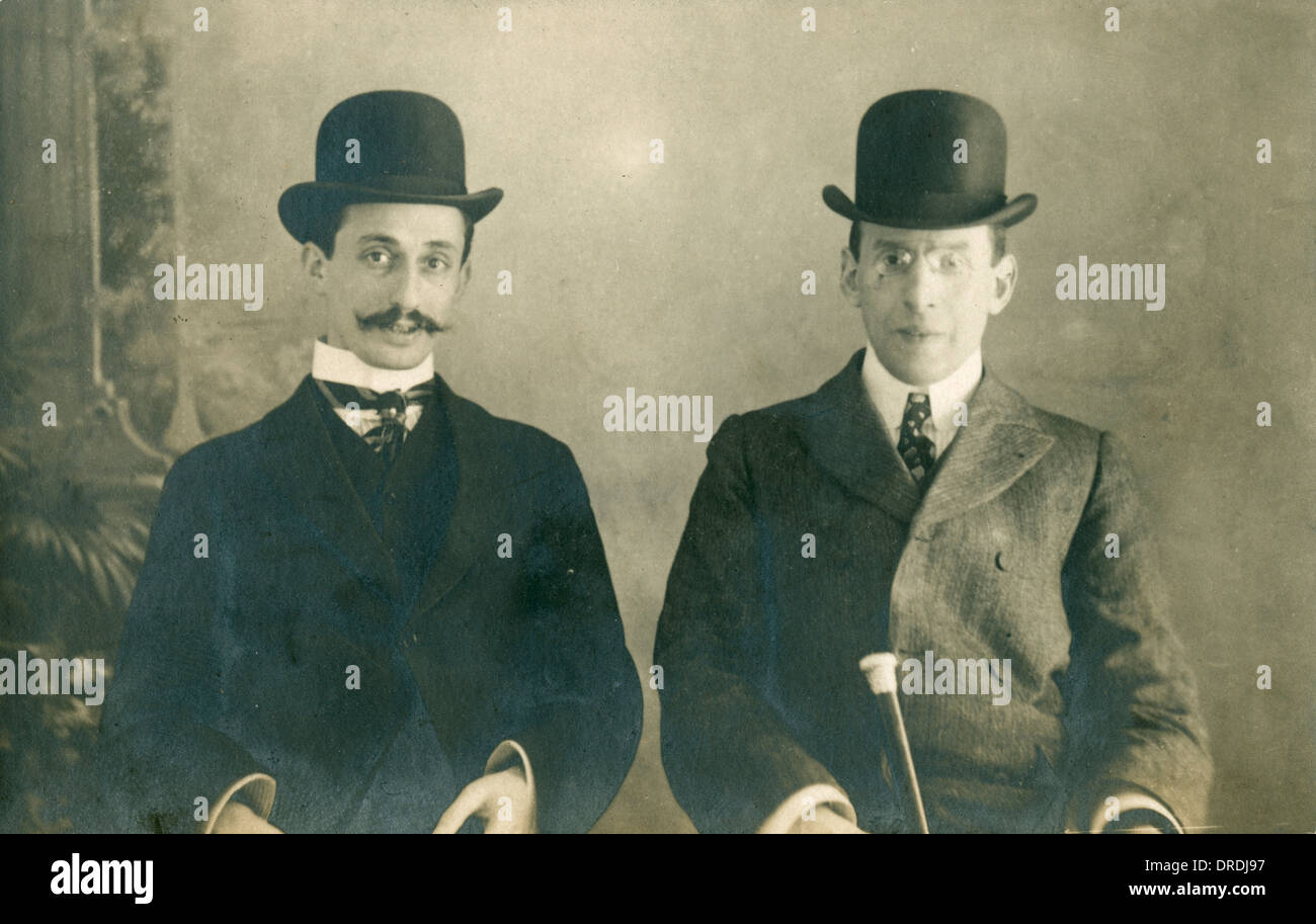 Bowler hats 1900's hi-res stock photography and images - Alamy