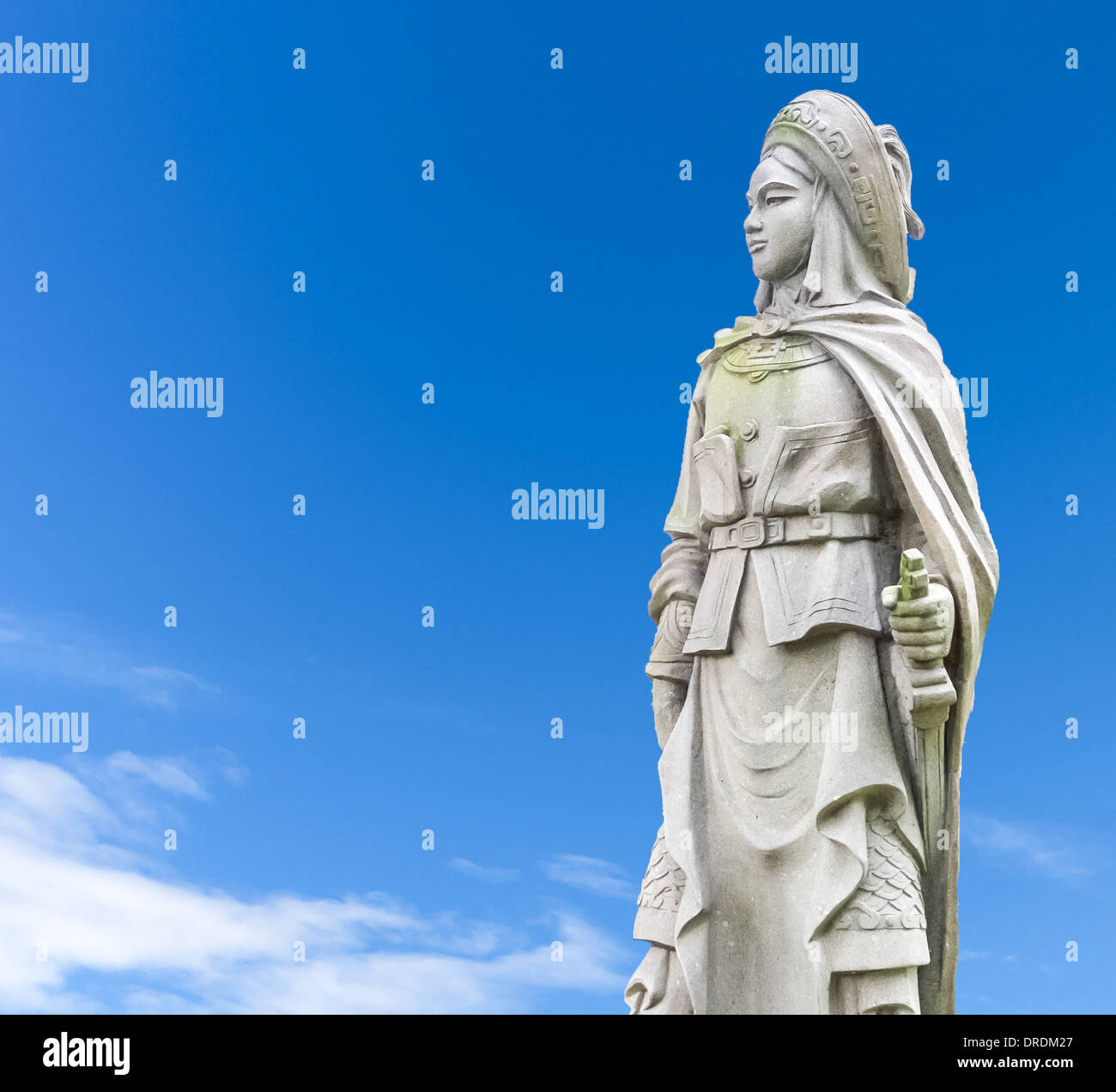 statue of mulan