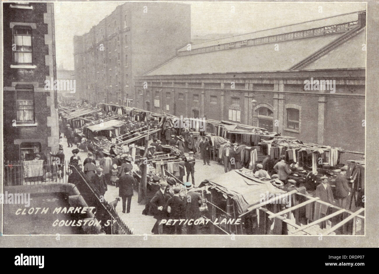 Petticoat lane market wentworth middlesex hires stock photography and