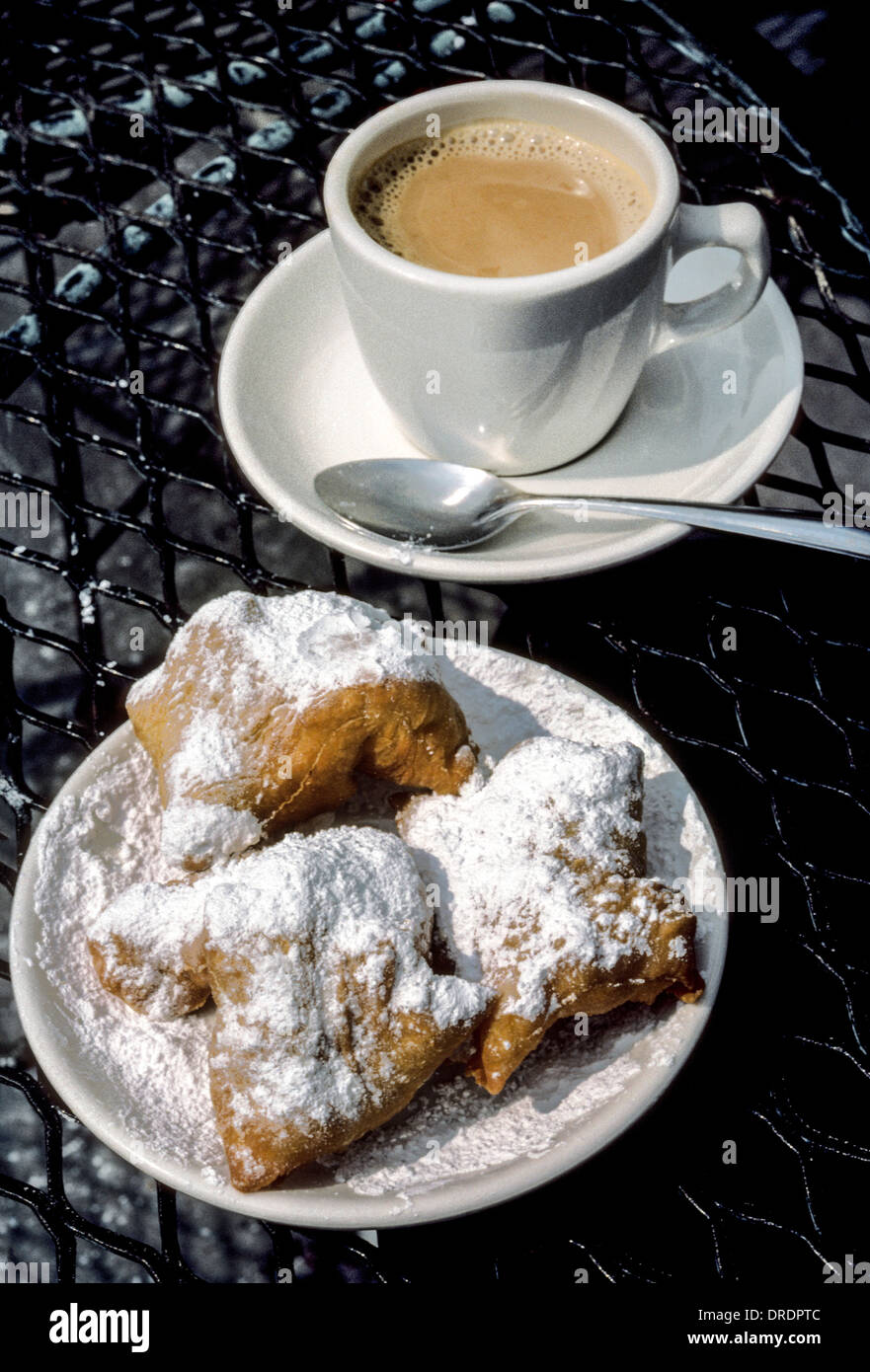 and cafe au lait at cafe du monde hires stock photography and