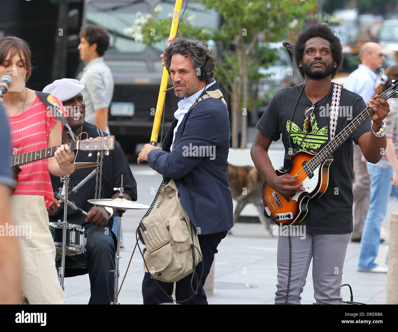 Mark Ruffalo and Keira Knightley filming on location for the new movie