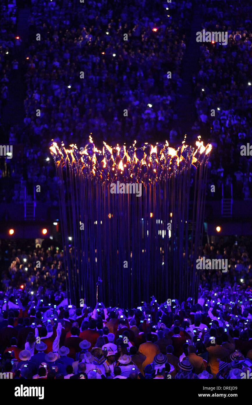 The Olympic flame, The Olympic cauldron, Opening ceremony of the London