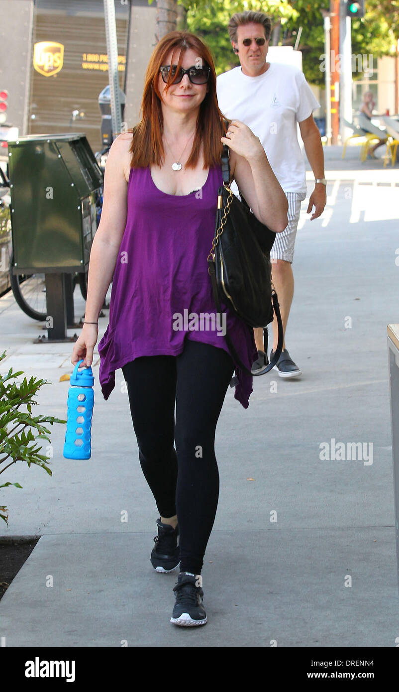 Alyson Hannigan heading for the gym in Brentwood wearing the new Reebok Realflex sneakers Los Angeles, California - 31.07.12 Stock Photo