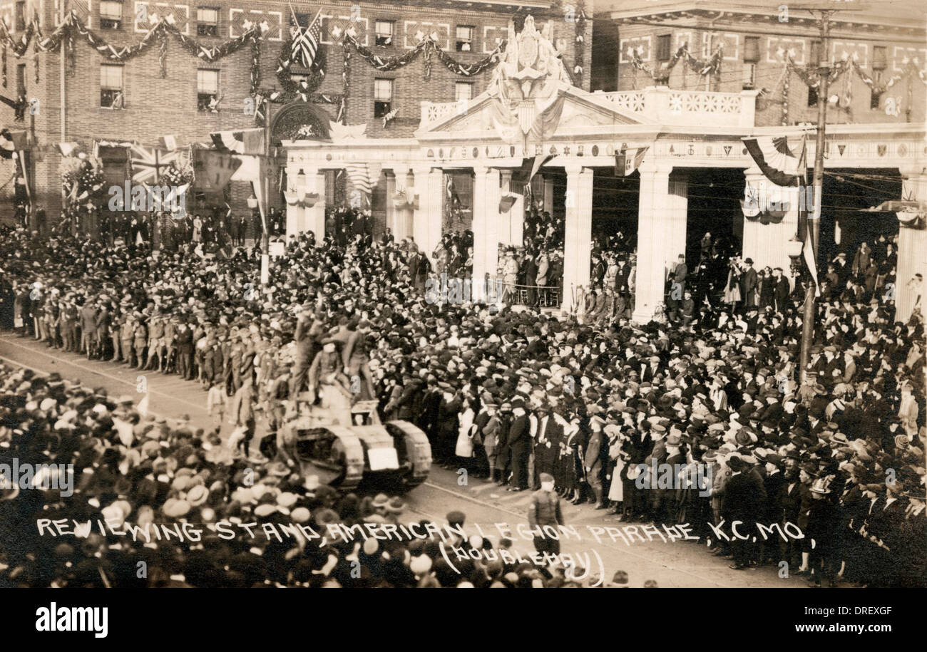 Reviewing stand, American Legion Parade, K.C. MO Stock Photo Alamy