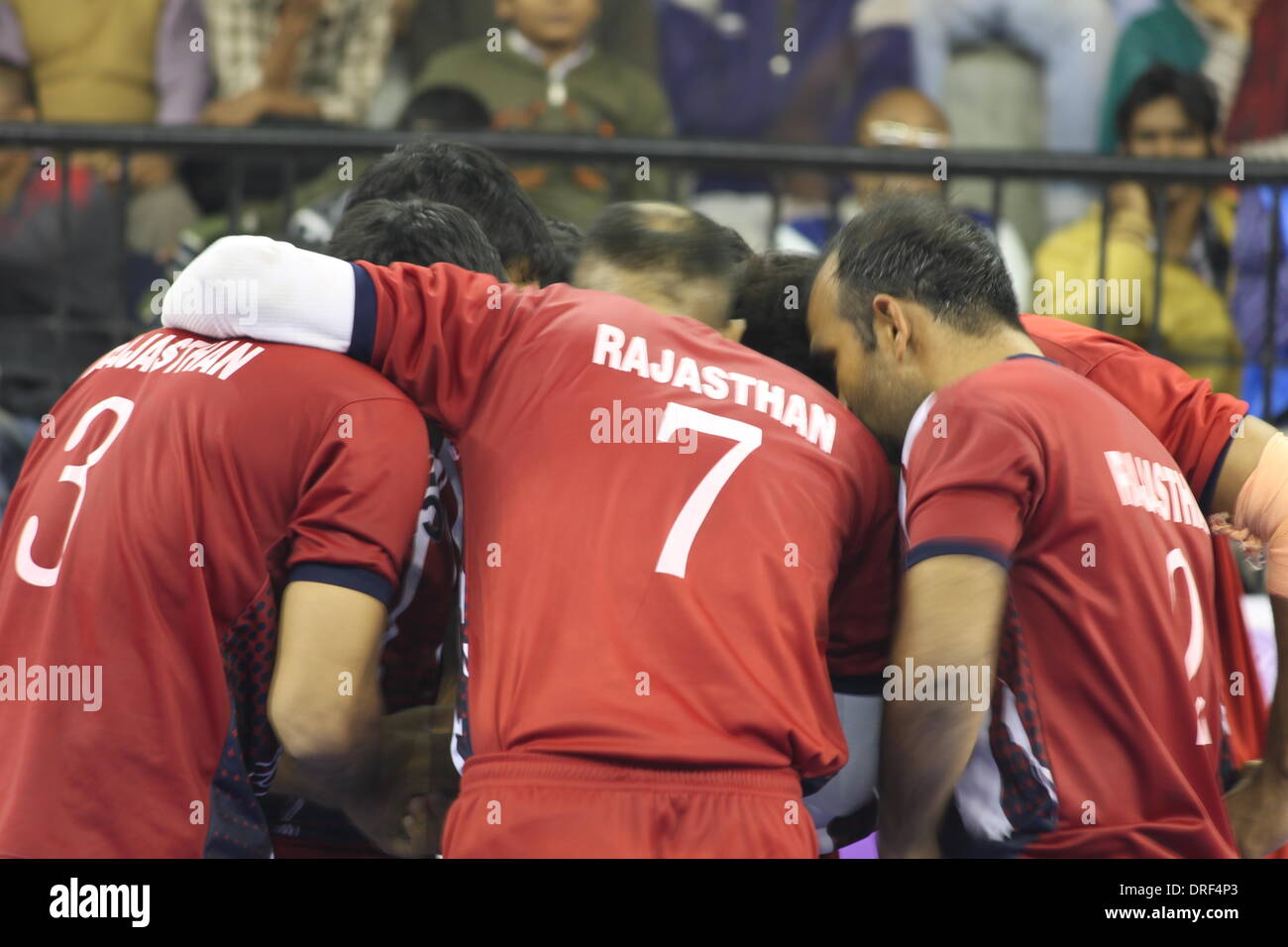 Pataliputra Sports Complex, Kankarbagh, Patna, Bihar, India, 24th January 2014. Rajasthan team chalk out game plan during final as Rajasthan beats Haryana 27 – 25 in a keenly contested final of the Jannayak Karpoori Thakur 61st Senior Indian National Kabaddi Championship on Friday evening. Rajasthan men dished out an impressive performance with a perfect game plan despite the strong and unexpected resistance coming from the youthful Haryana team. Credit:  Rupa Ghosh/Alamy Live News. Stock Photo