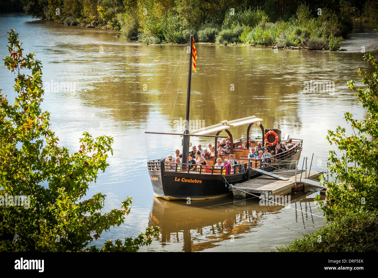 Beynac-et-Cazenac, Dordogne, France, Europe. Beautiful traditional river boat on Dordogne River. Stock Photo