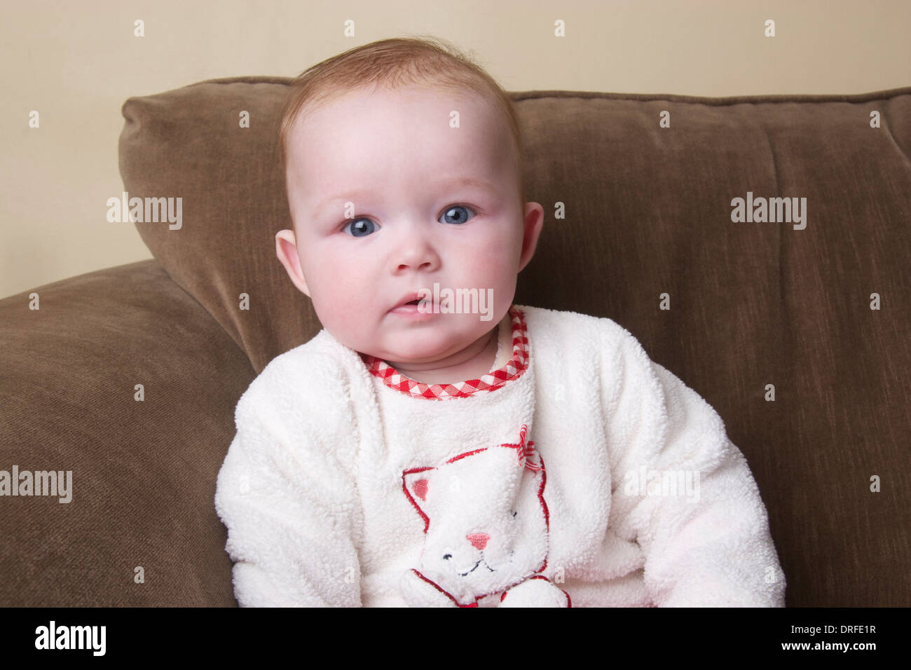 5 month old baby sitting position