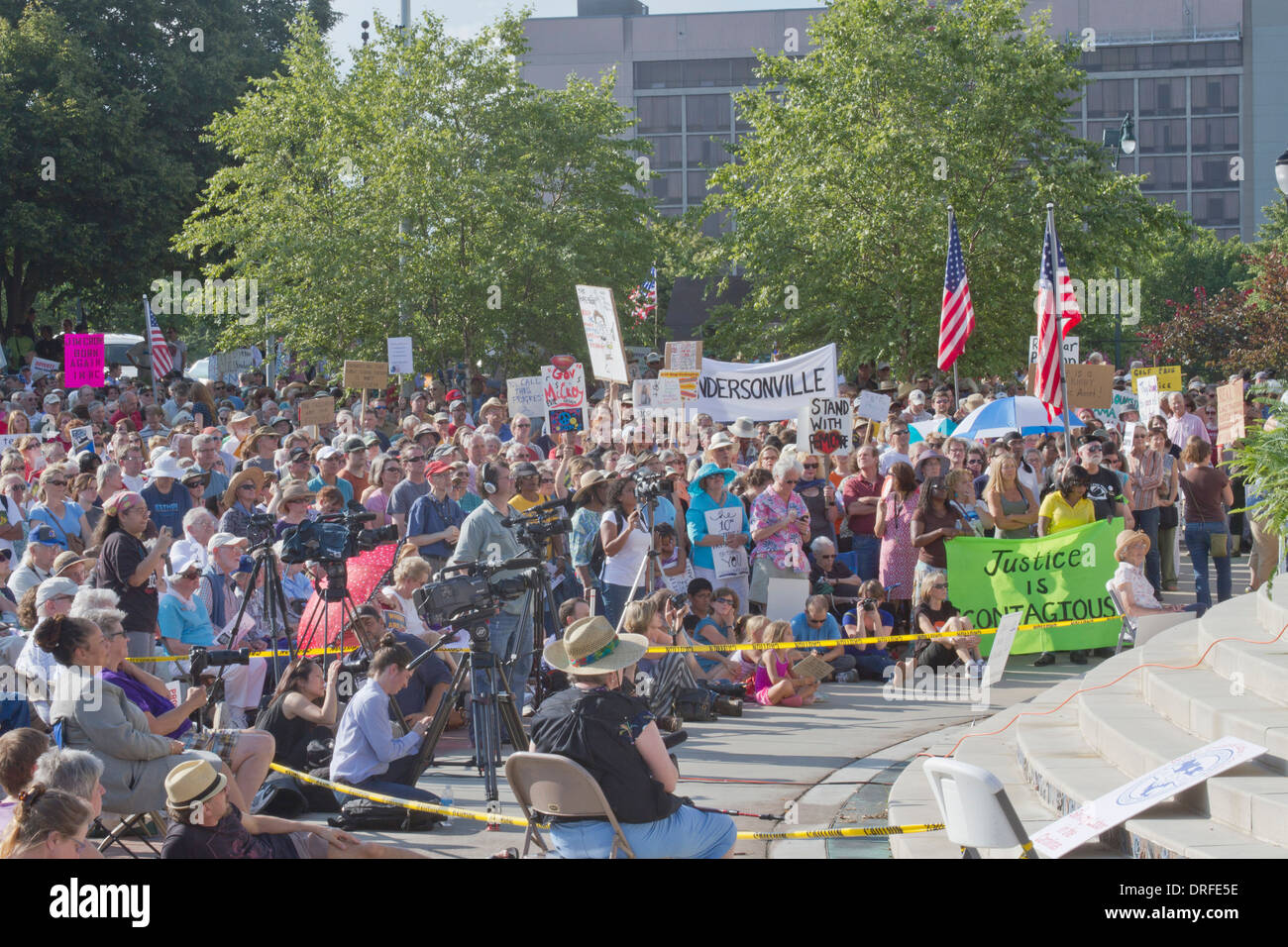 Political rally flag hi-res stock photography and images - Alamy